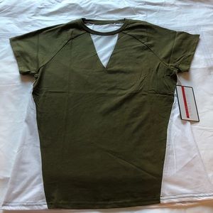 Fashion training top